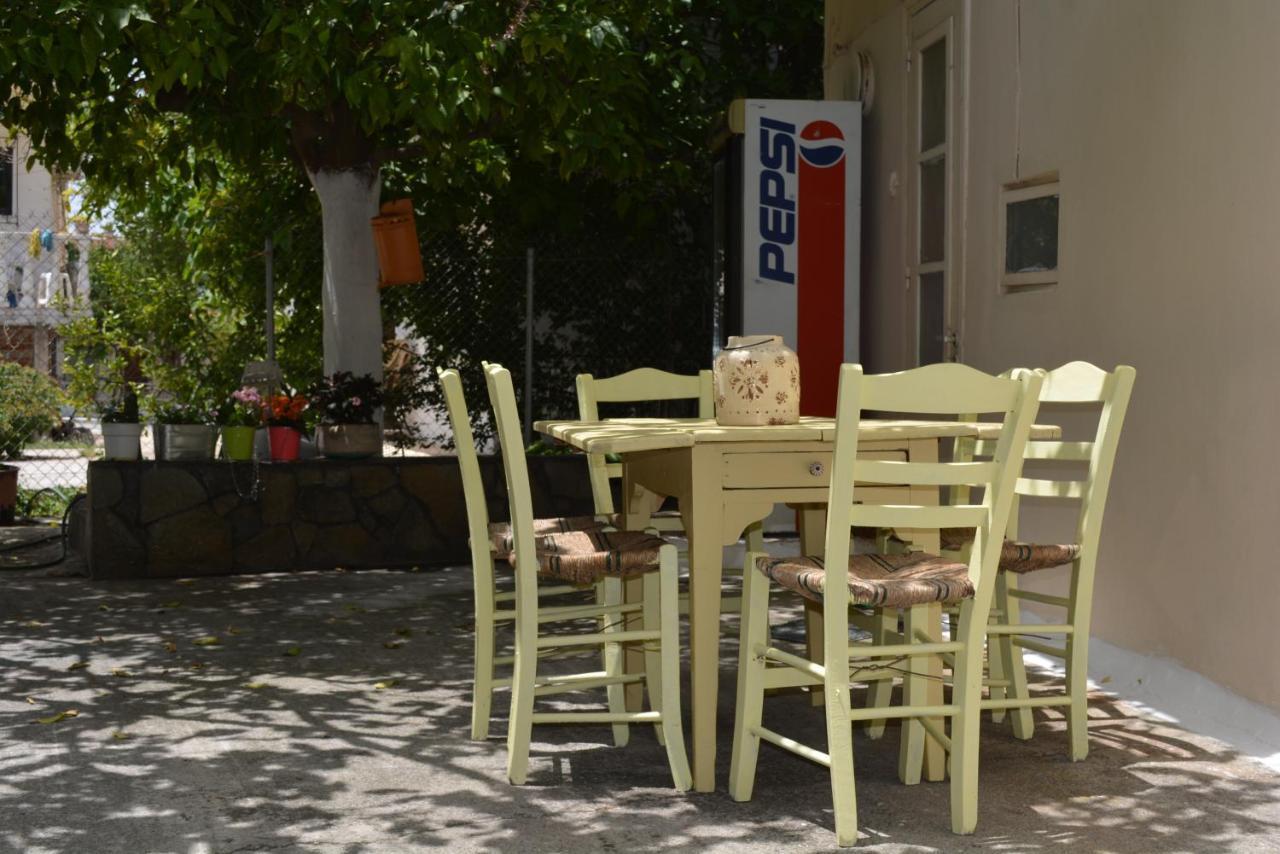 Ξενοδοχείο Δήμητρα Καμένα Βούρλα Εξωτερικό φωτογραφία